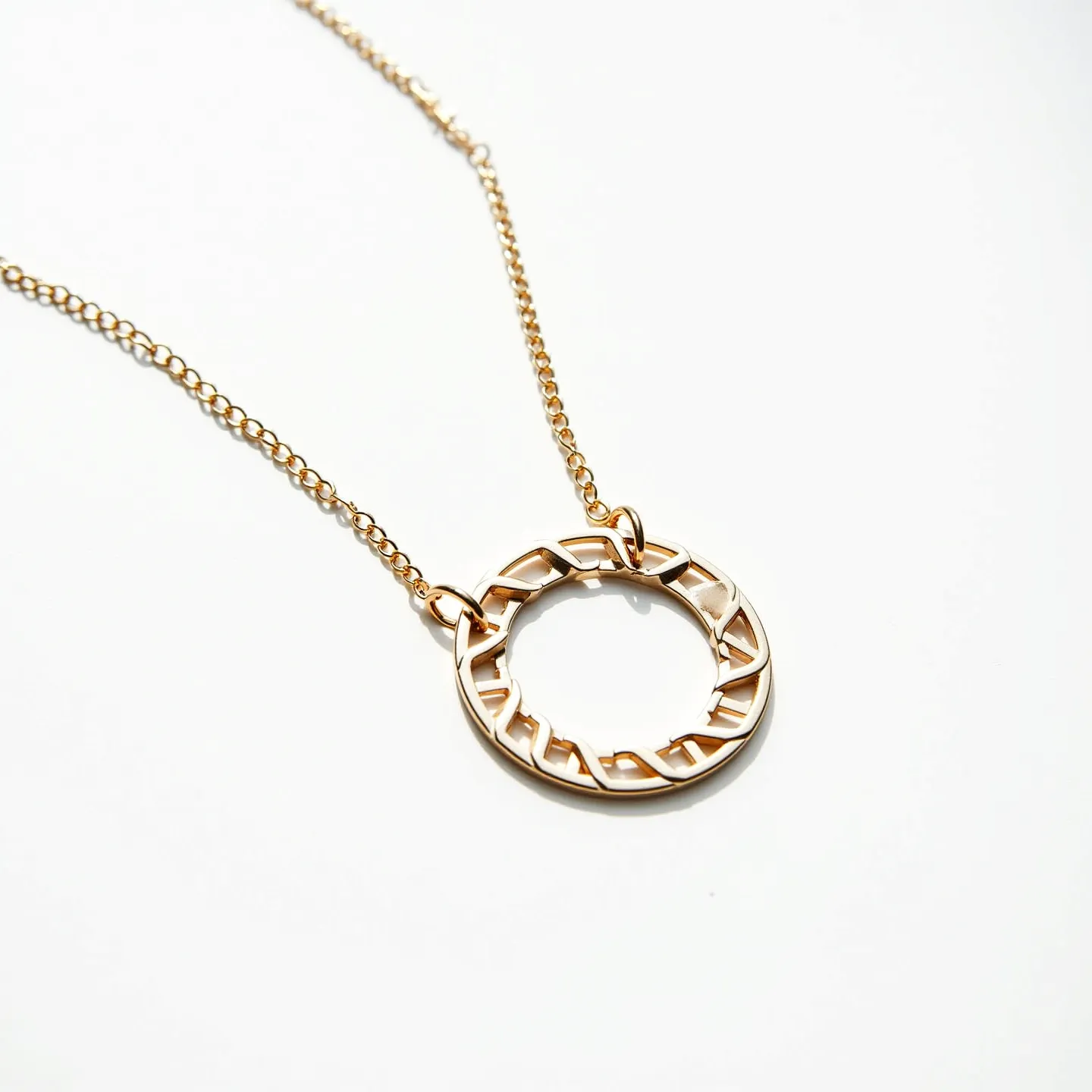 gold circle necklace